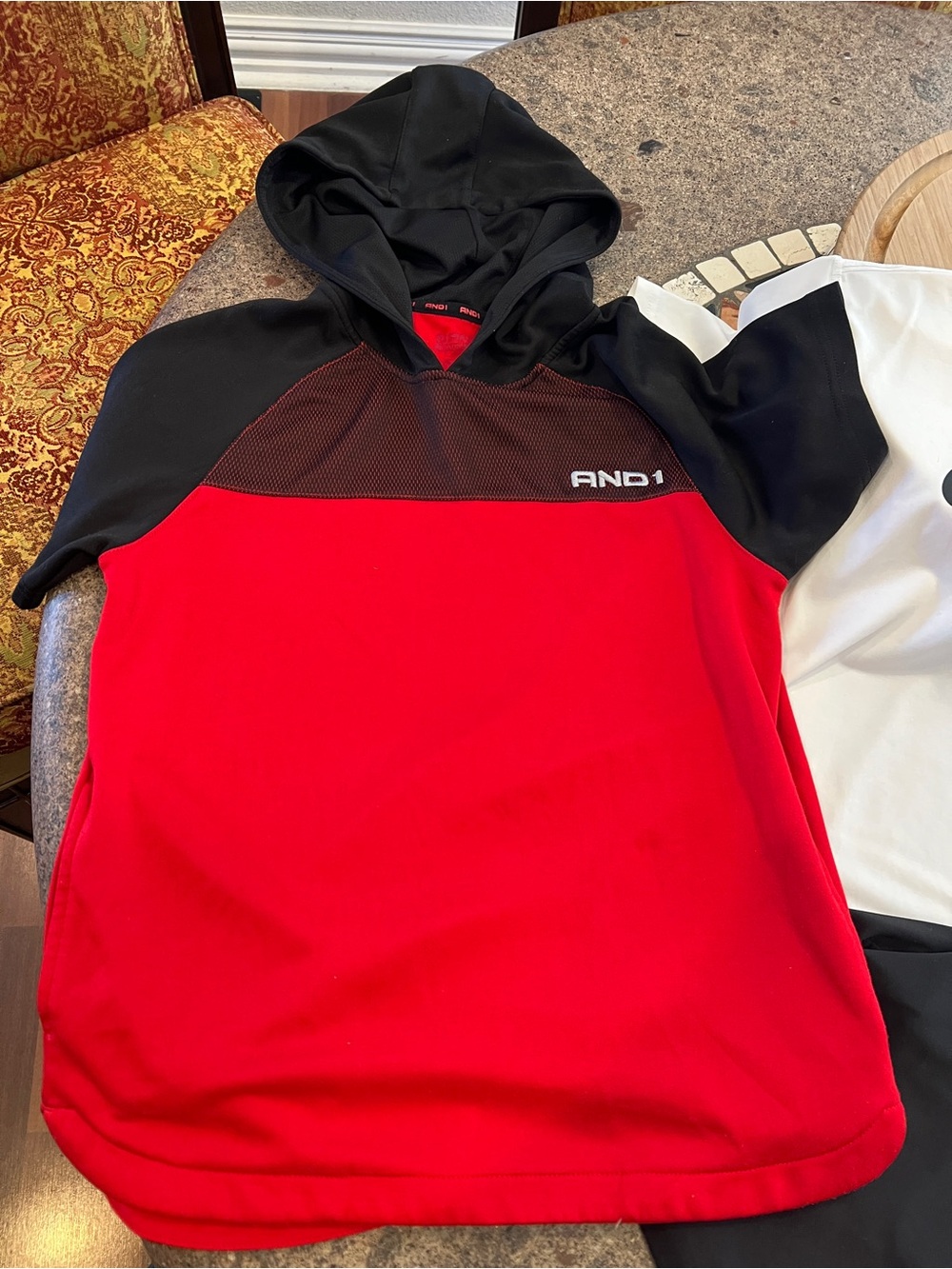 AndI Red & Black Hooded Athletic shirt + Nike Dri Fit Tee M - Picture 11 of 11